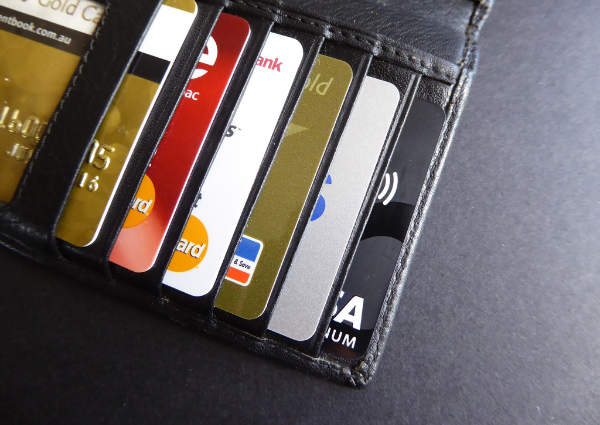 compact wallet for debit and credit cards